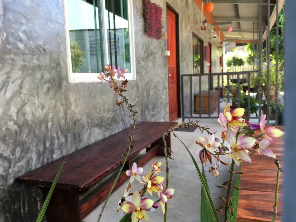 Hotel Muangchaem House Landkreis Landkreis Mae Chaem Exterior foto